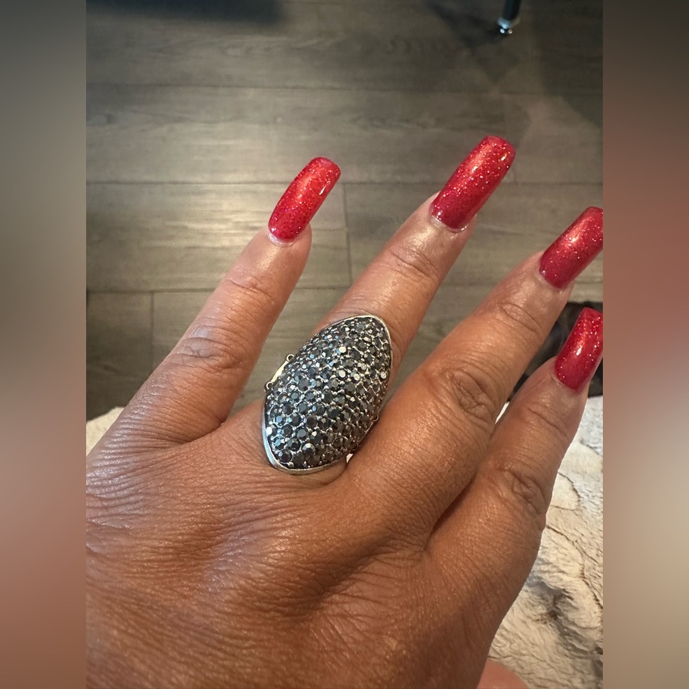 Beautiful Statement Ring - Picture 4 of 5
